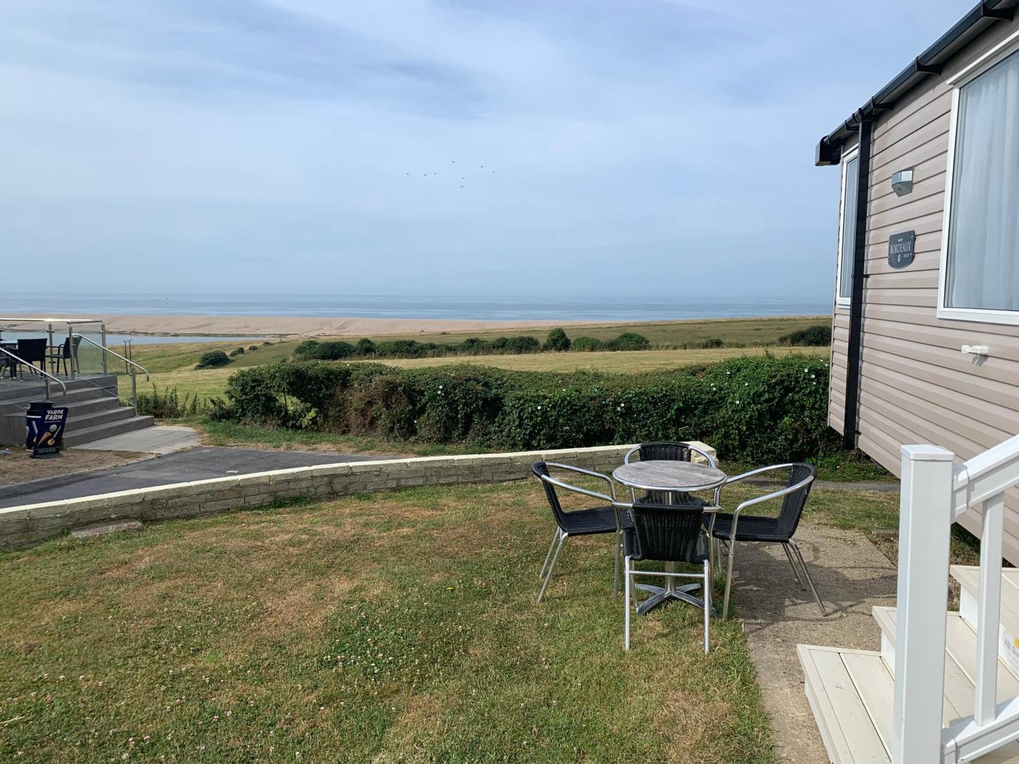 B1 - Pebble Bank * Weymouth